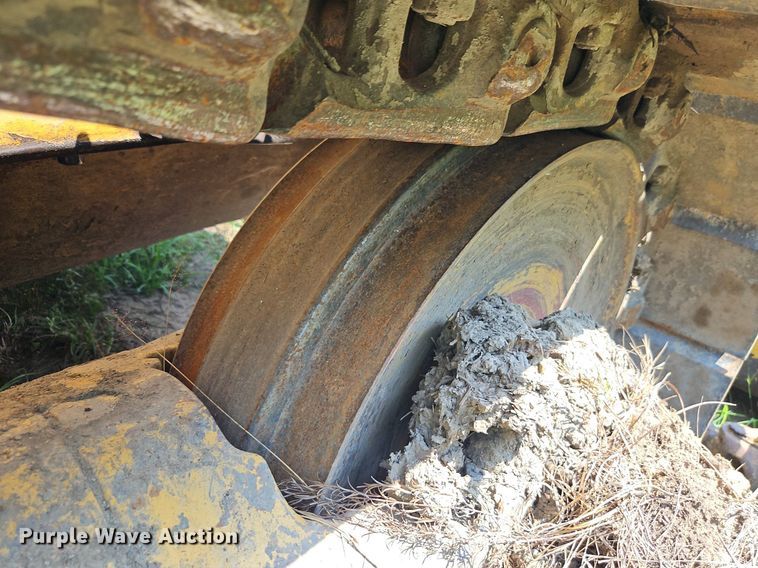 image for item DR8713 1966 Caterpillar  D7E dozer