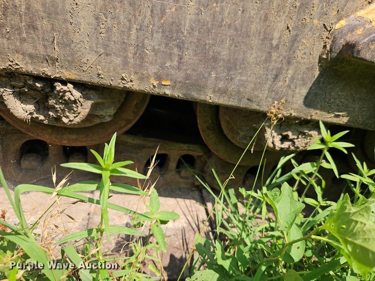 image for item DR8713 1966 Caterpillar  D7E dozer