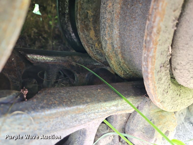 image for item DR8713 1966 Caterpillar  D7E dozer