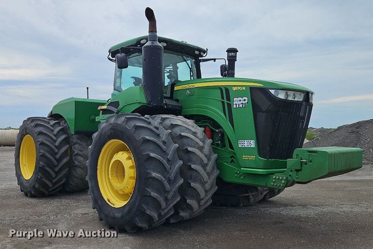 image for item DR8714 2015 John Deere  9570R Scraper Special 4WD tractor