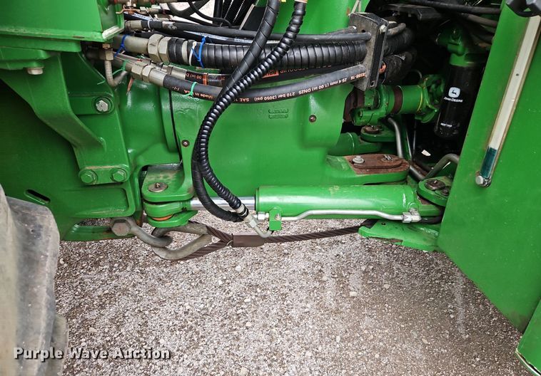 image for item DR8714 2015 John Deere  9570R Scraper Special 4WD tractor