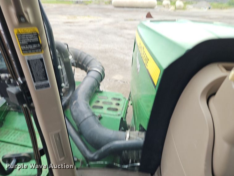 image for item DR8714 2015 John Deere  9570R Scraper Special 4WD tractor