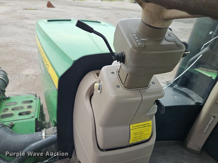 image for item DR8714 2015 John Deere  9570R Scraper Special 4WD tractor