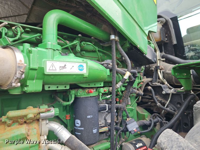 image for item DR8714 2015 John Deere  9570R Scraper Special 4WD tractor