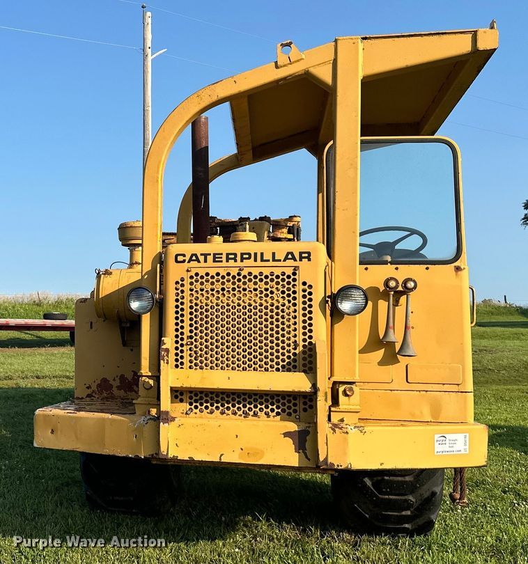 image for item DS4198 1973 Caterpillar 613 elevating scraper
