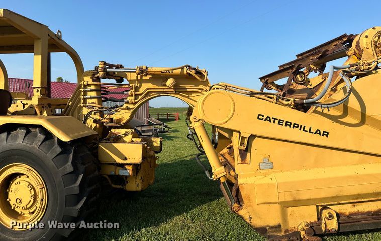 image for item DS4198 1973 Caterpillar 613 elevating scraper