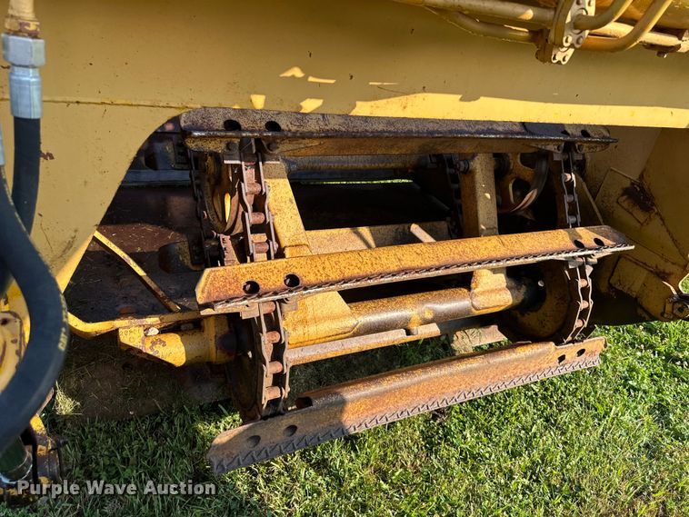 image for item DS4198 1973 Caterpillar 613 elevating scraper