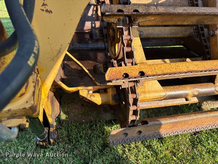 image for item DS4198 1973 Caterpillar 613 elevating scraper