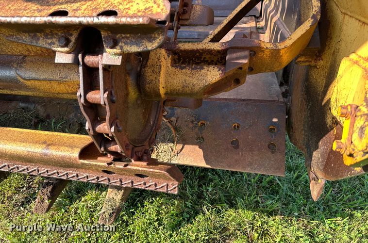 image for item DS4198 1973 Caterpillar 613 elevating scraper