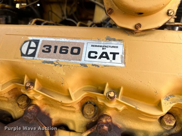 image for item DS4198 1973 Caterpillar 613 elevating scraper