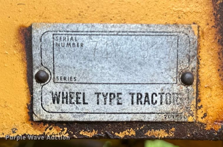 image for item DS4198 1973 Caterpillar 613 elevating scraper