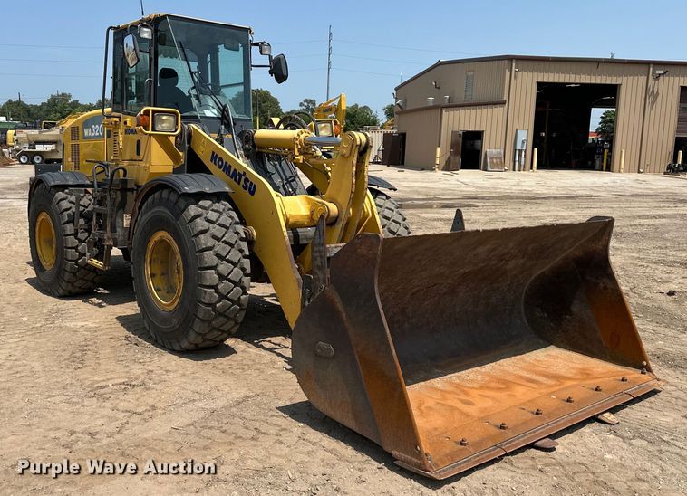 image for item DS4205 2006 Komatsu WA320 wheel loader