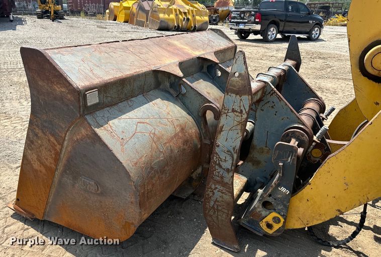 image for item DS4205 2006 Komatsu WA320 wheel loader