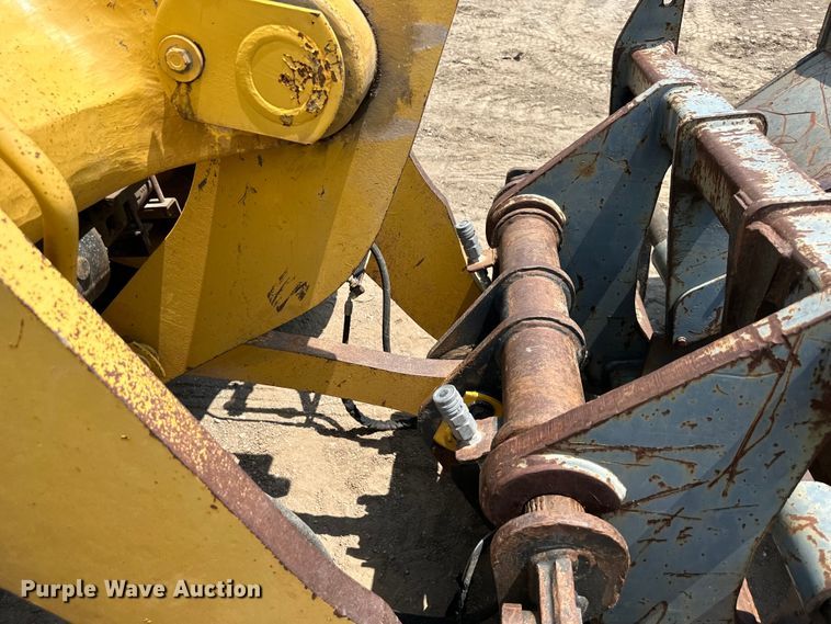 image for item DS4205 2006 Komatsu WA320 wheel loader