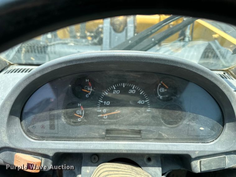 image for item DS4205 2006 Komatsu WA320 wheel loader