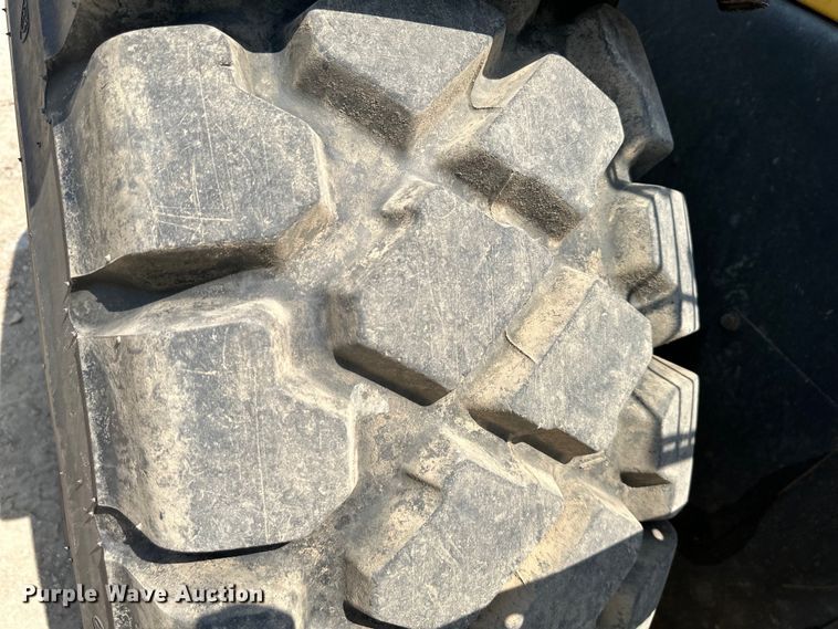 image for item DS4205 2006 Komatsu WA320 wheel loader