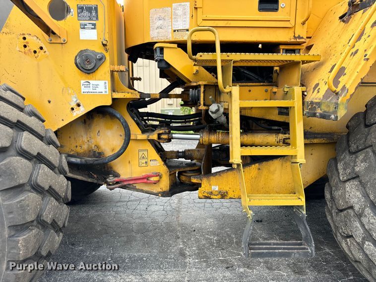 image for item DV5786 2006 Volvo  L220E wheel loader