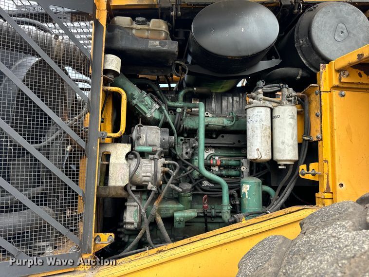 image for item DV5786 2006 Volvo  L220E wheel loader