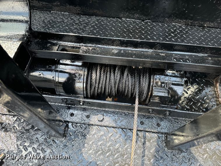 image for item DX0806 2012 Ford F450 Super Duty winch truck