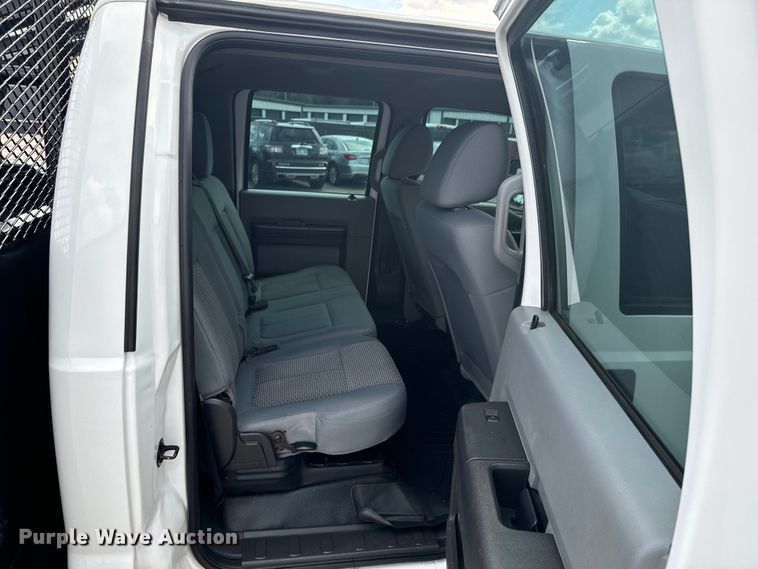 image for item DX0806 2012 Ford F450 Super Duty winch truck