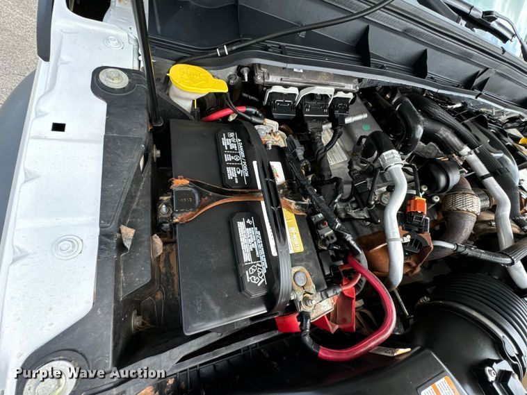 image for item DX0806 2012 Ford F450 Super Duty winch truck