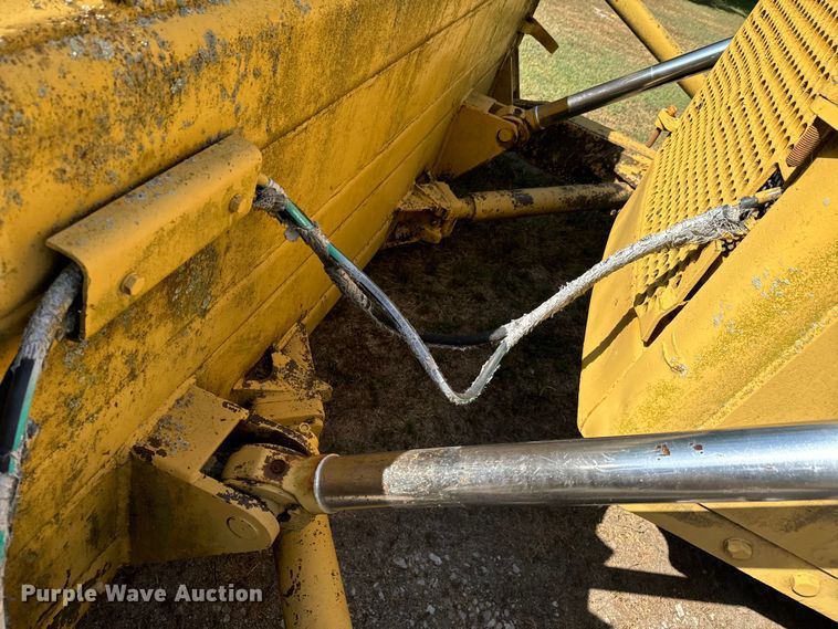 image for item DX0833 1974 Dresser TD25C dozer