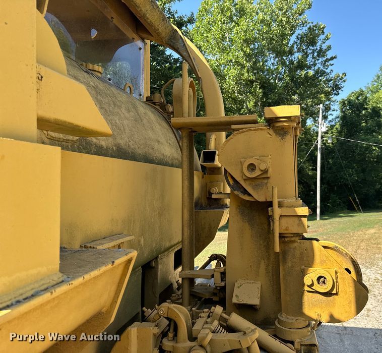 image for item DX0833 1974 Dresser TD25C dozer