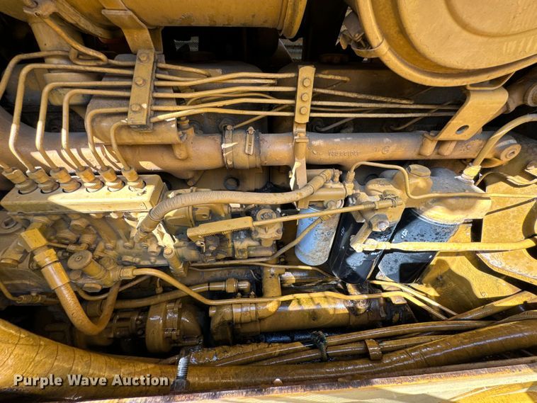 image for item DX0833 1974 Dresser TD25C dozer