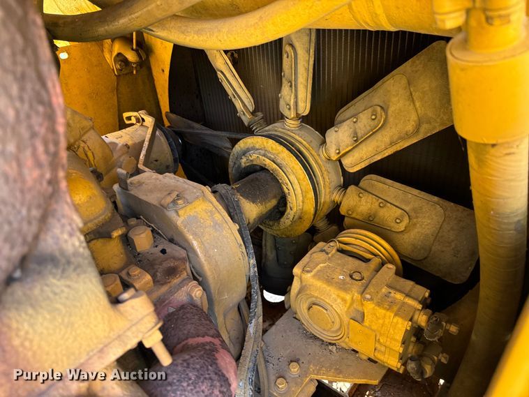 image for item DX0833 1974 Dresser TD25C dozer