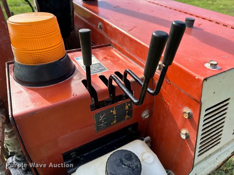 image for item DX0849 2001 Ditch Witch JT520 directional boring unit