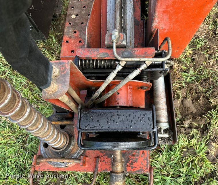 image for item DX0849 2001 Ditch Witch JT520 directional boring unit