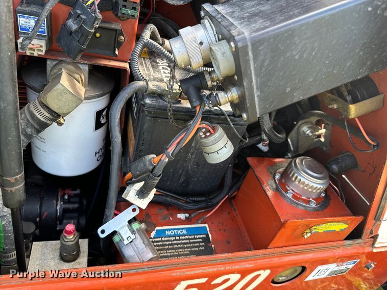 image for item DX0849 2001 Ditch Witch JT520 directional boring unit