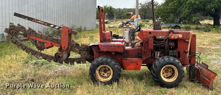 image for item DX0859 Ditch Witch R40A trencher