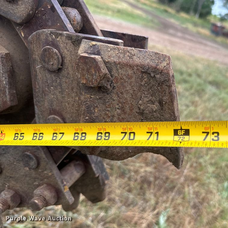 image for item DX0859 Ditch Witch R40A trencher