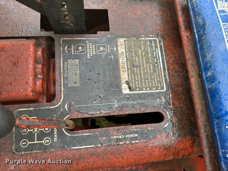 image for item DX0859 Ditch Witch R40A trencher