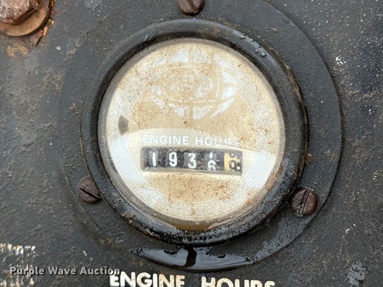 image for item DX0859 Ditch Witch R40A trencher