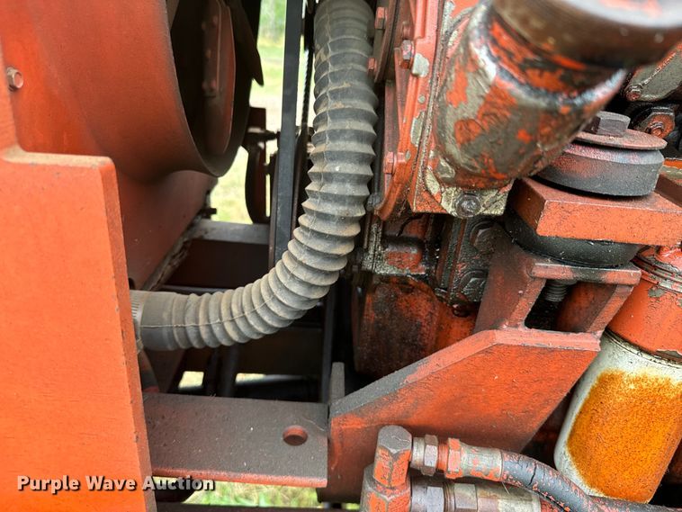 image for item DX0859 Ditch Witch R40A trencher