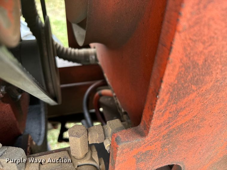 image for item DX0859 Ditch Witch R40A trencher