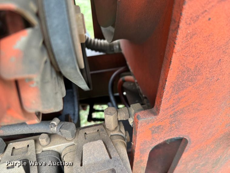 image for item DX0859 Ditch Witch R40A trencher