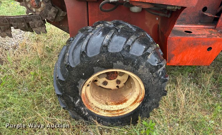 image for item DX0859 Ditch Witch R40A trencher