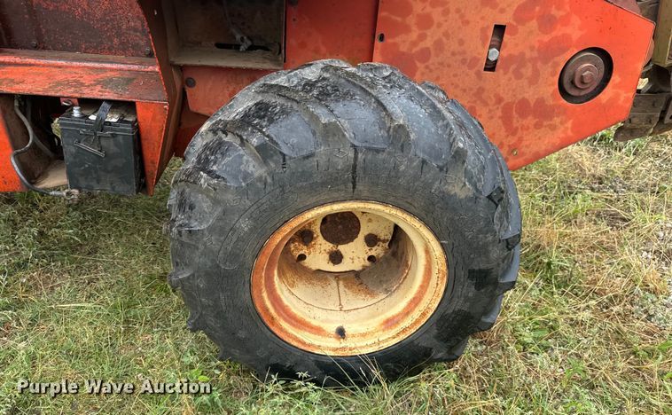 image for item DX0859 Ditch Witch R40A trencher