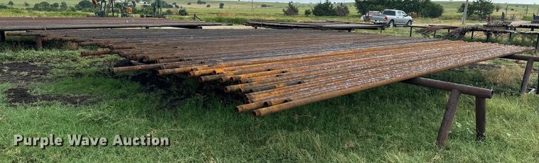 image for item DX0868 Approximately 100 joints of 31' L x 2 3/8