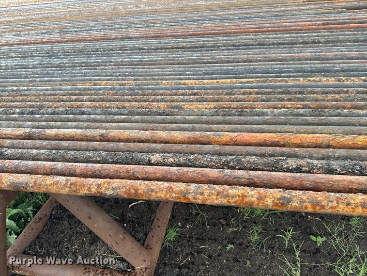 image for item DX0868 Approximately 100 joints of 31' L x 2 3/8