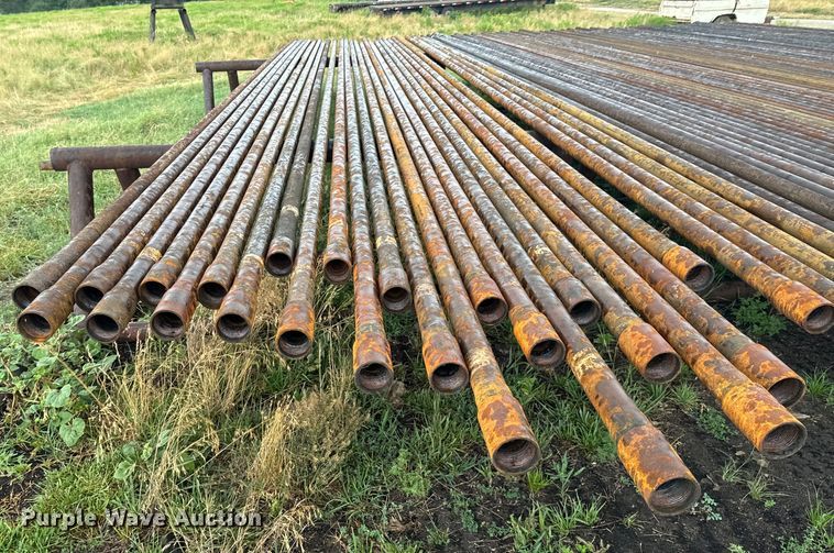 image for item DX0868 Approximately 100 joints of 31' L x 2 3/8