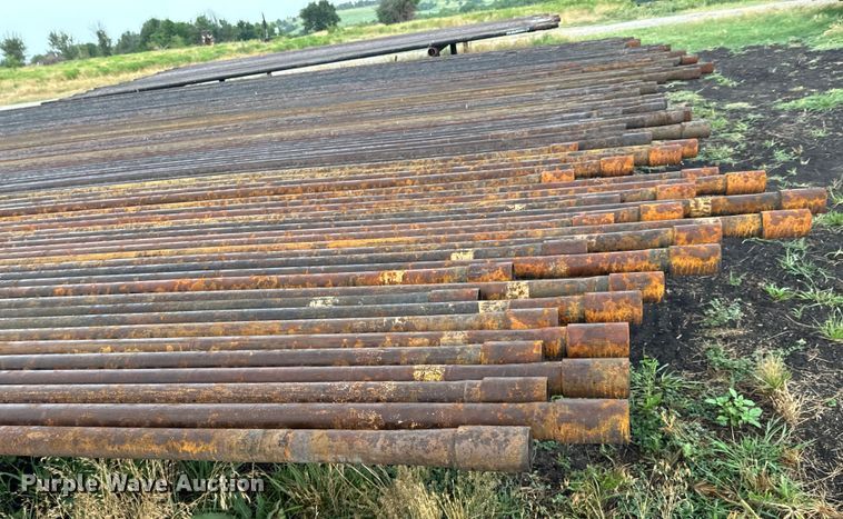 image for item DX0868 Approximately 100 joints of 31' L x 2 3/8