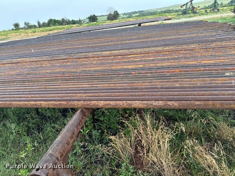 image for item DX0868 Approximately 100 joints of 31' L x 2 3/8