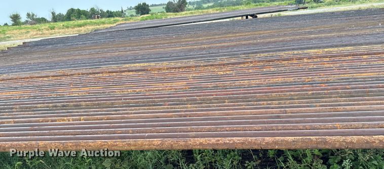 image for item DX0868 Approximately 100 joints of 31' L x 2 3/8