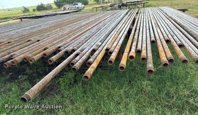 image for item DX0868 Approximately 100 joints of 31' L x 2 3/8