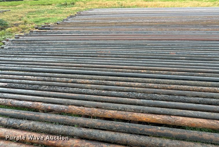 image for item DX0868 Approximately 100 joints of 31' L x 2 3/8