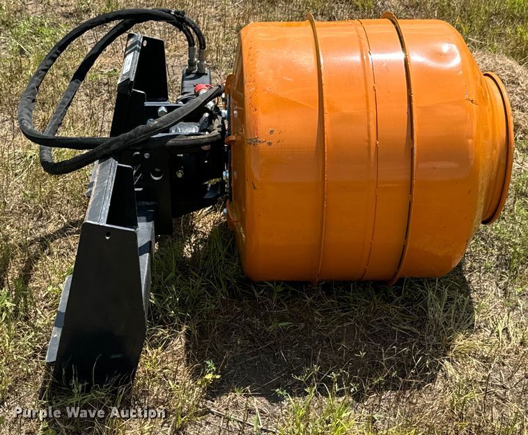 image for item DX0886 2024 LandHonor skid steer cement mixer